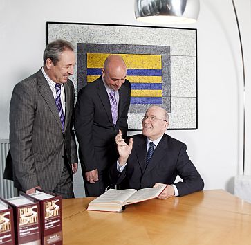 Rechtsanwälte: Götz-Dietrich Raisner, Martin Schreiber, Dr. Joachim Nelles